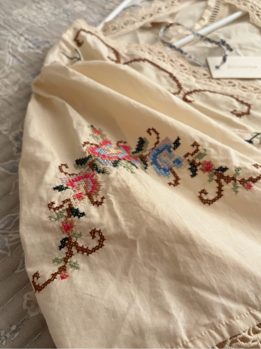 Jennifer & Grace Embroidered Lace-Trim Cropped Blouse in Cream - Picture 10 of 10